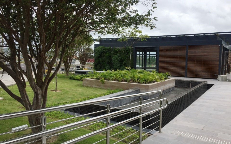 SC401 Square Corporate