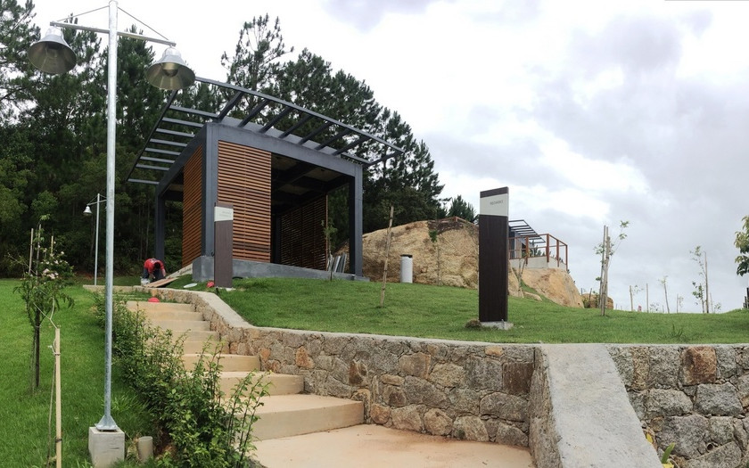 SC401 Square Corporate