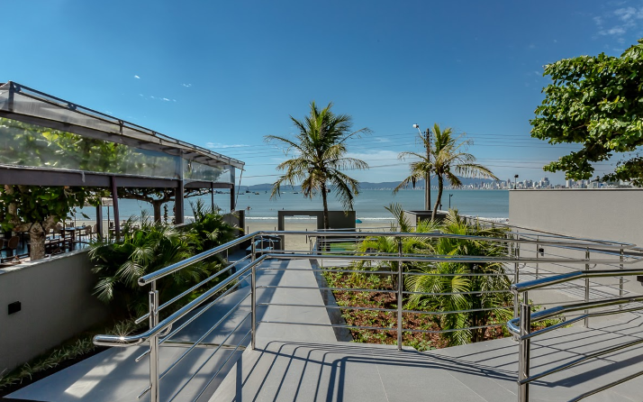 Sunset Valley Summer Residence