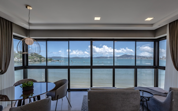 Sunset Valley Summer Residence