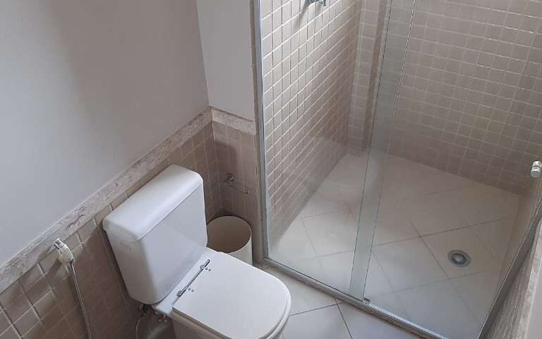 The Address Capote Valente