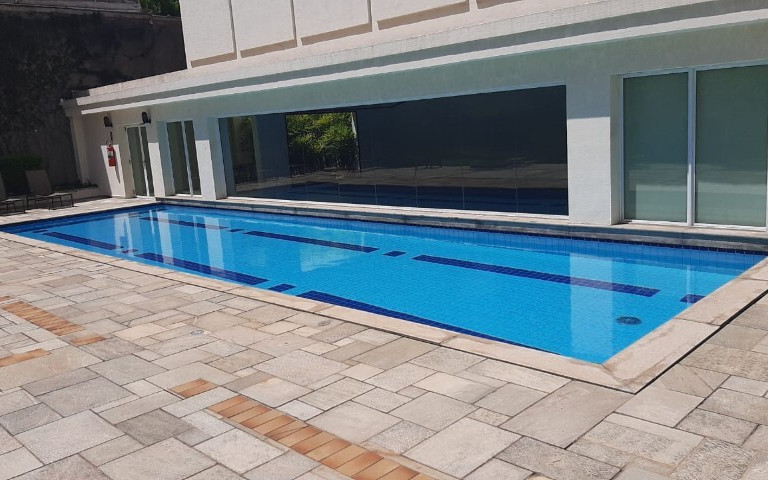 The Address Capote Valente