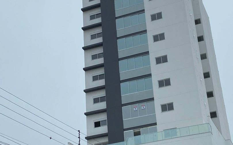 Titanium Tower Apto AP0059RE18