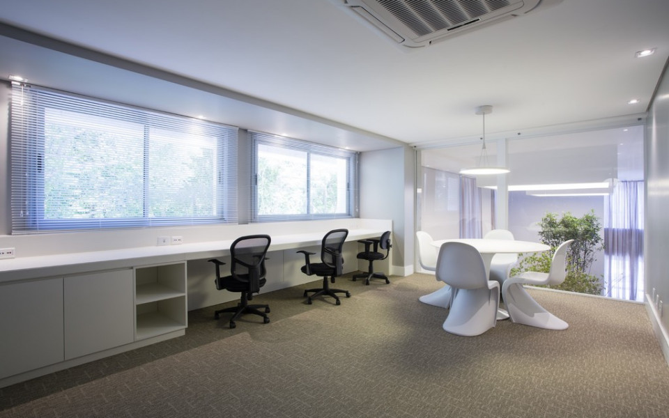 Trend Nova Carlos Gomes Residence