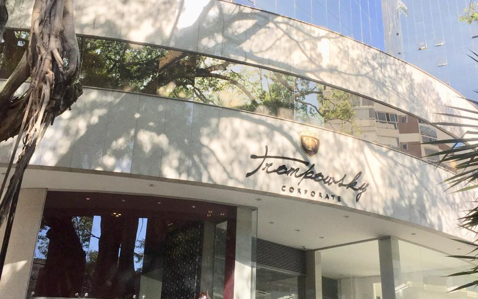 Trompowsky Corporate Loja 04