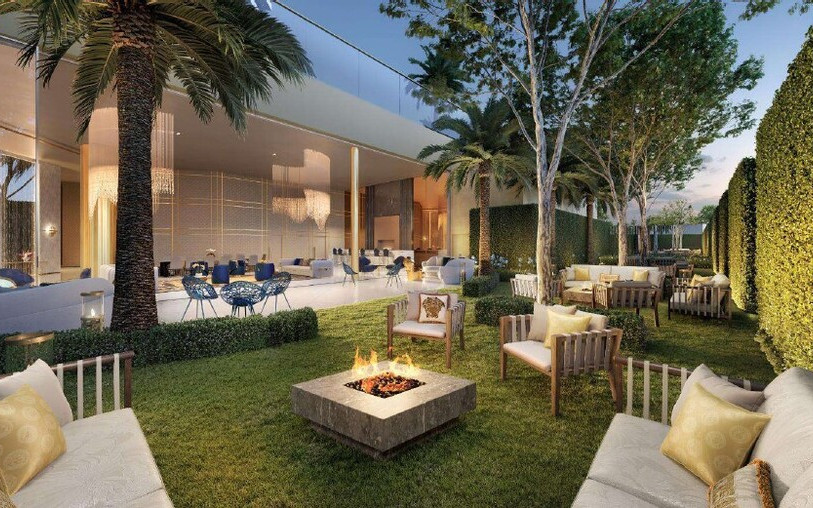 Villa Milano Lifestyle by Versace Home