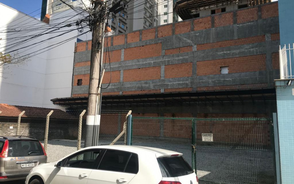 VR 3712 Terreno Lotes 20 e 32