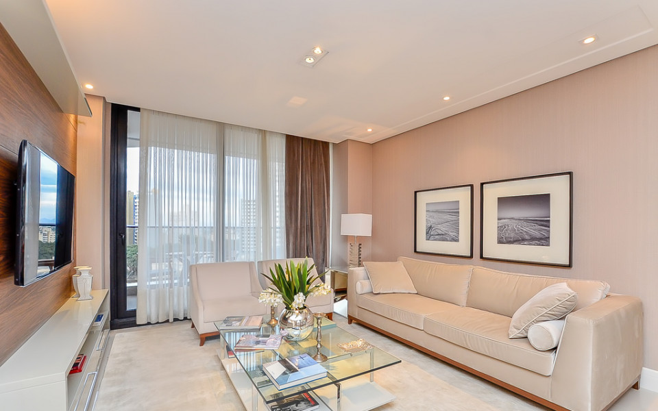 White Premium Living