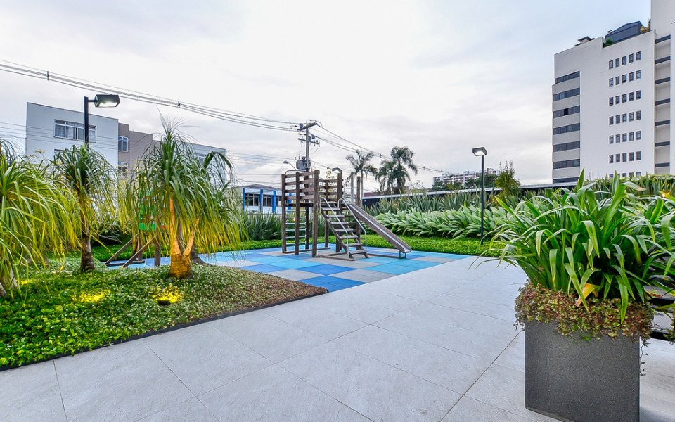 White Premium Living