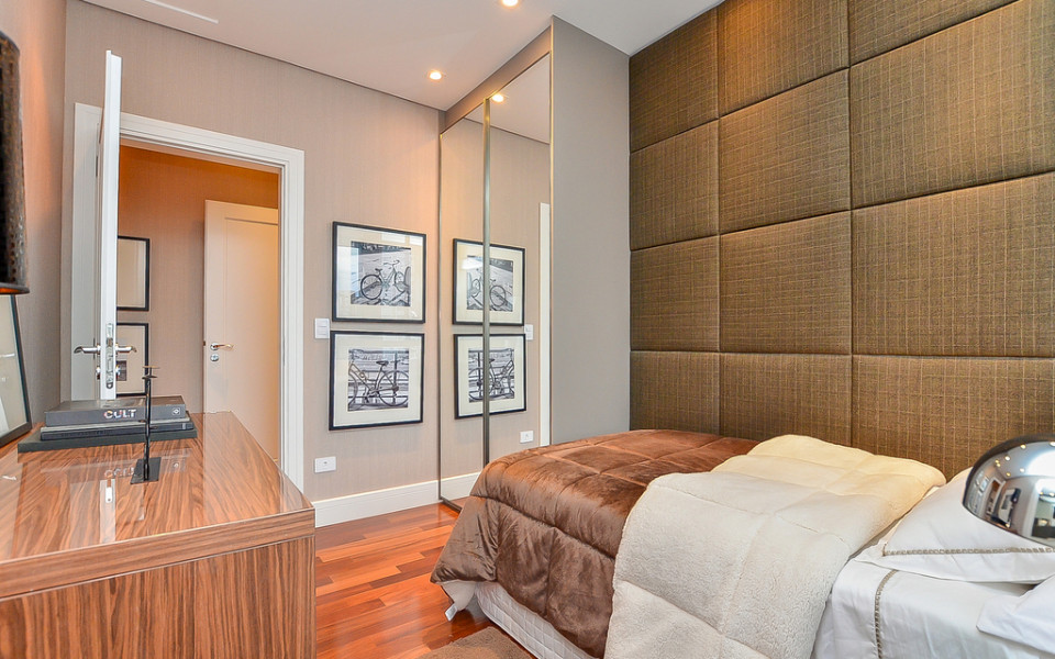 White Premium Living