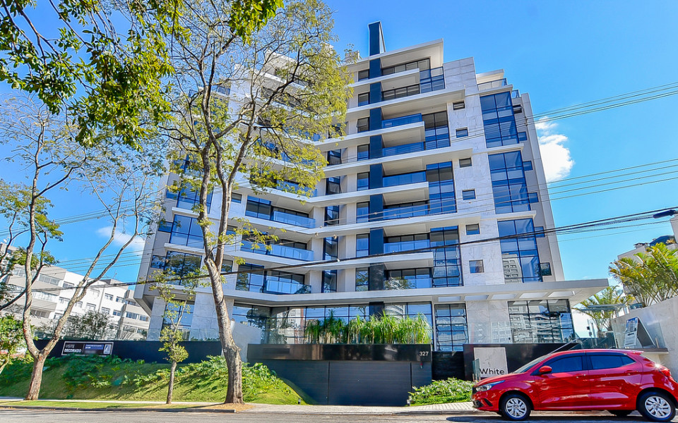 White Premium Living