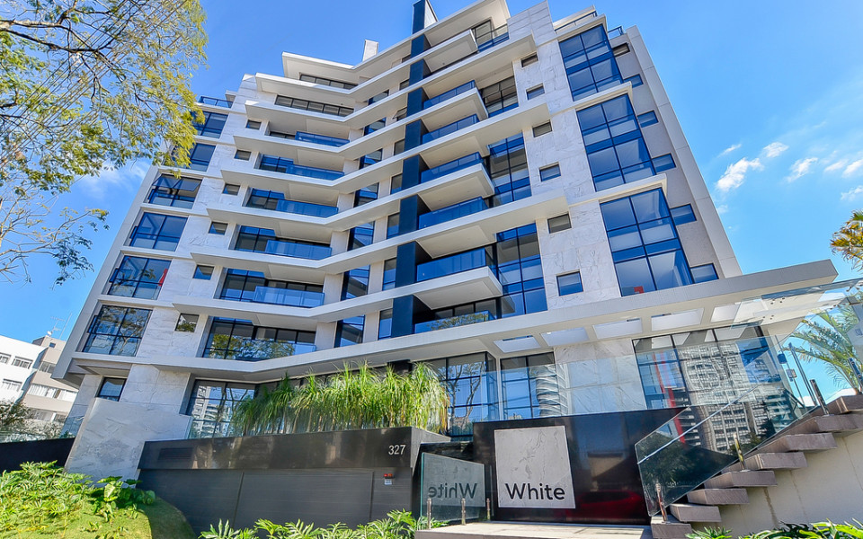 White Premium Living