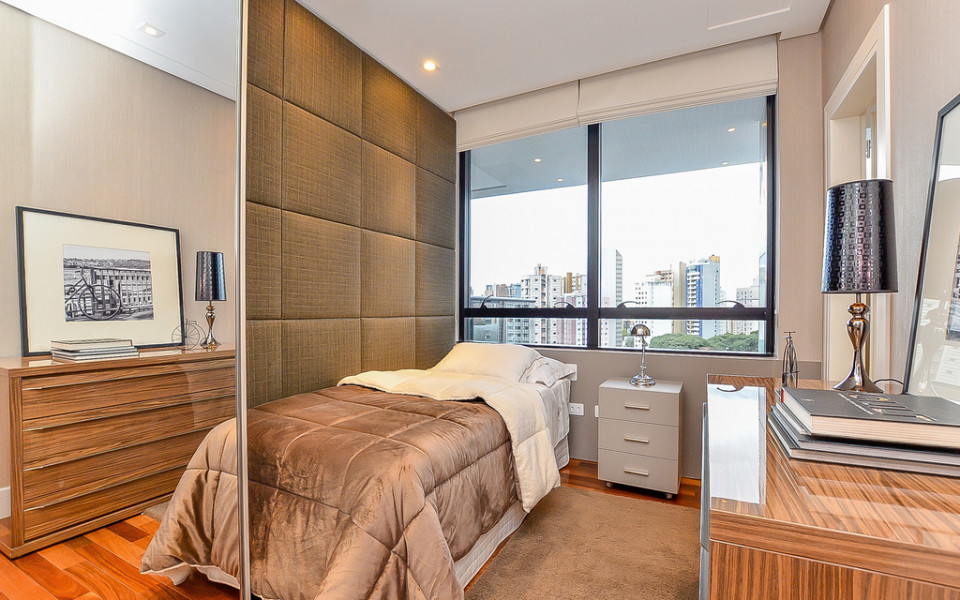 White Premium Living