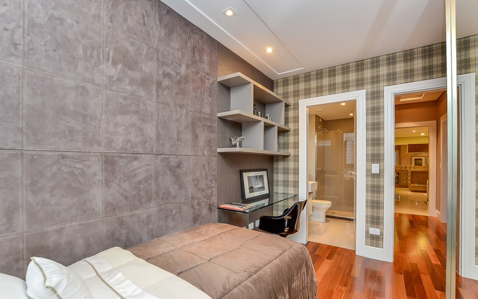 White Premium Living