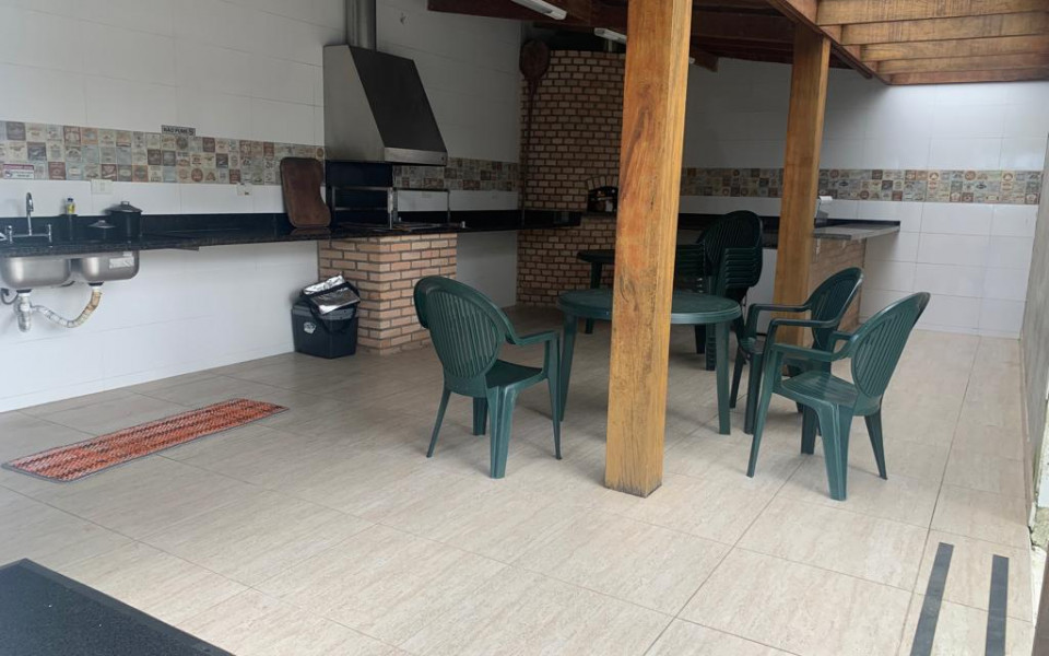 "Locação: Apartamento mobiliado com 02 quartos, lazer completo e internet inclusa!"