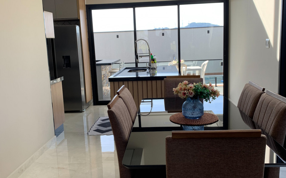 Sobrado Condomínio Reserva do Vale