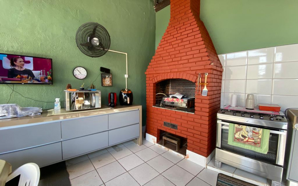 "Casa térrea encantadora: conforto , aconchego e praticidade em um só lugar!"