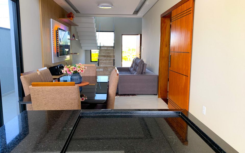 Sobrado Condomínio Reserva do Vale