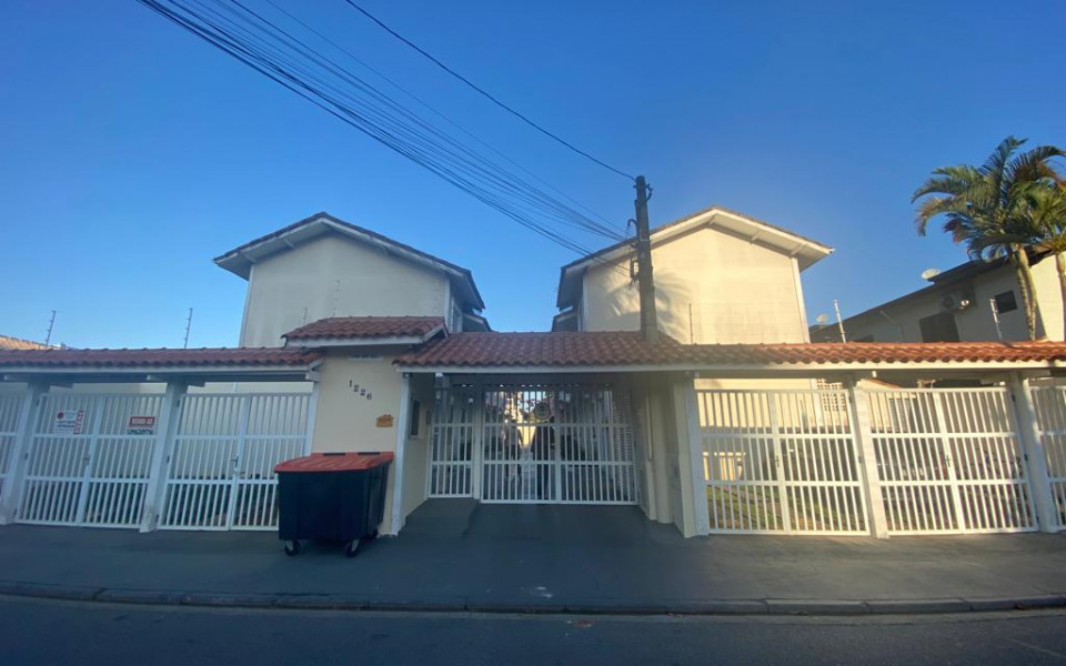 "Desfrute da tranquilidade em um charmoso Villagio litorâneo em Bertioga."