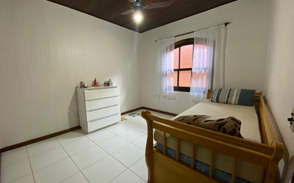 "Casa térrea encantadora: conforto , aconchego e praticidade em um só lugar!"